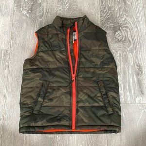 Boys size 4T puffer vest from Childrens Place